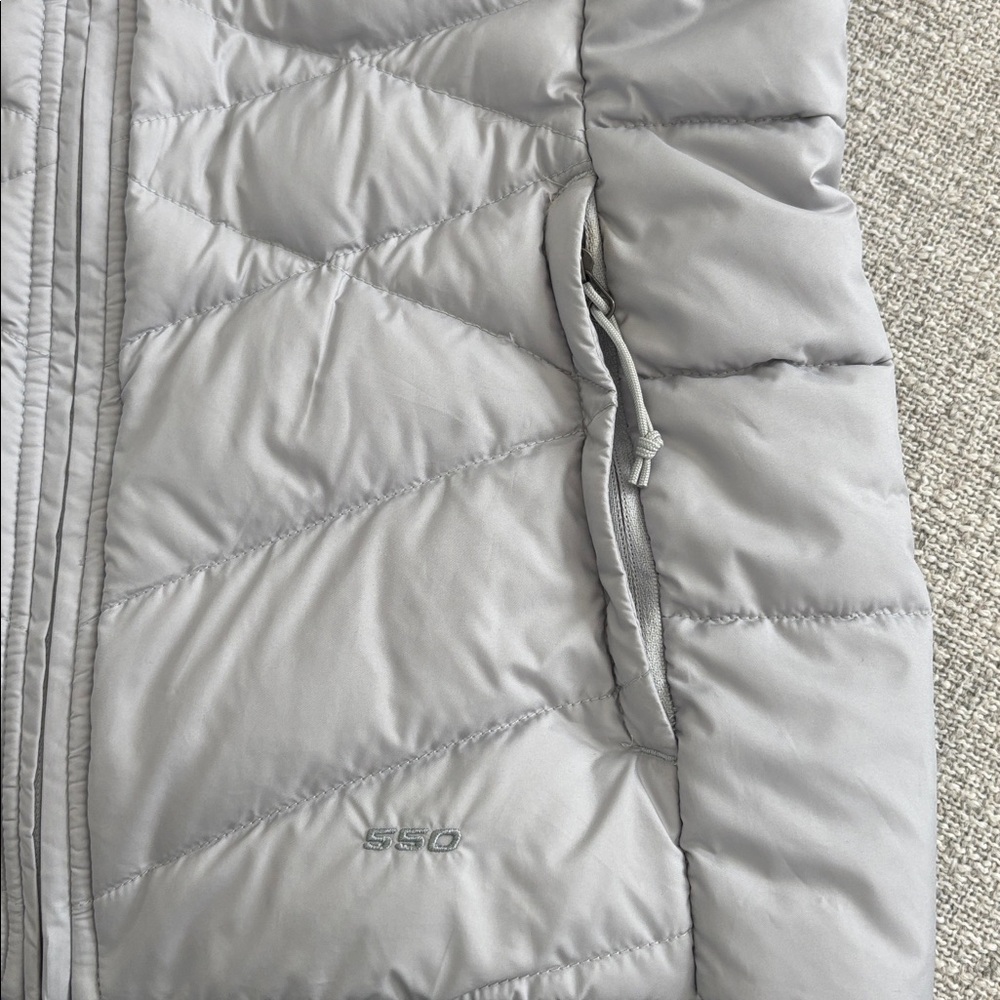 The North Face Size S Gray Women’s Puffer Vest - Picture 6 of 7